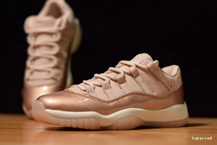 Hyperoad RETRO ROSE - LOW (W) GOLD 11 JORDAN 0826
